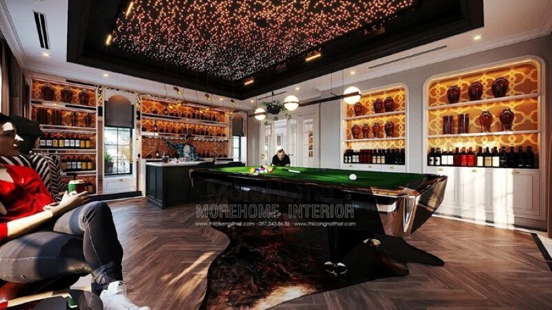 Bàn bi-a, quầy bar, hầm rượu, trần xuyên sáng đã tạo nên nét đẹp sang trọng, đẳng cấp trong thiết kế nội thất phòng giải trí tại biệt thự. Mẫu nội thất biệt thự đẹp