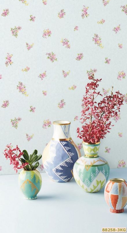 Giấy dán tường 88258-3 với họa tiết là những bông hoa màu sắc đem đến cho ngôi nhà bạn vẻ đẹp đầy mộng mơ và lãng mạn